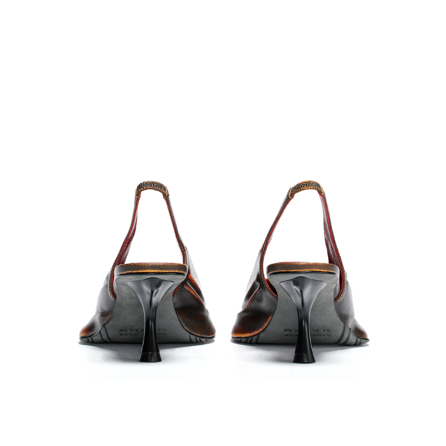 MAGMA IN LEATHER TIGER WOMAN
