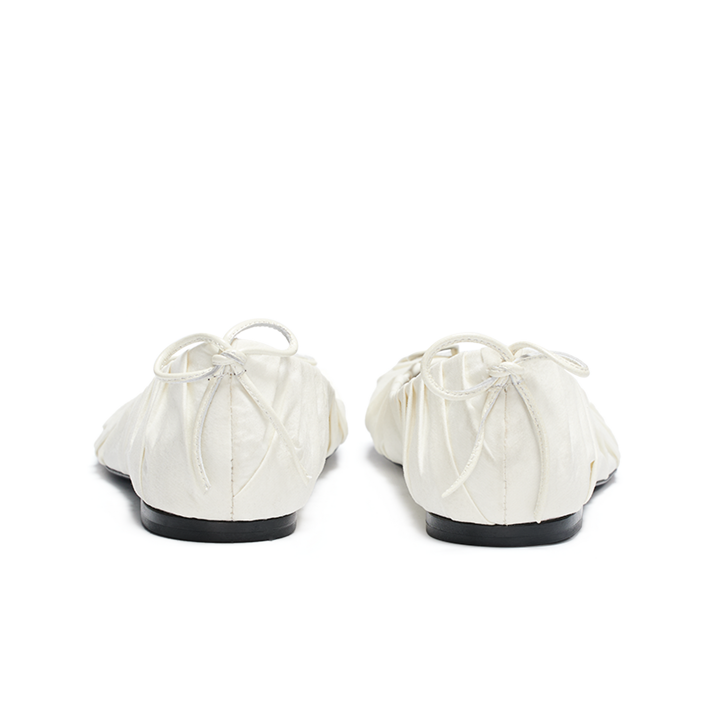BAGGY WHITE