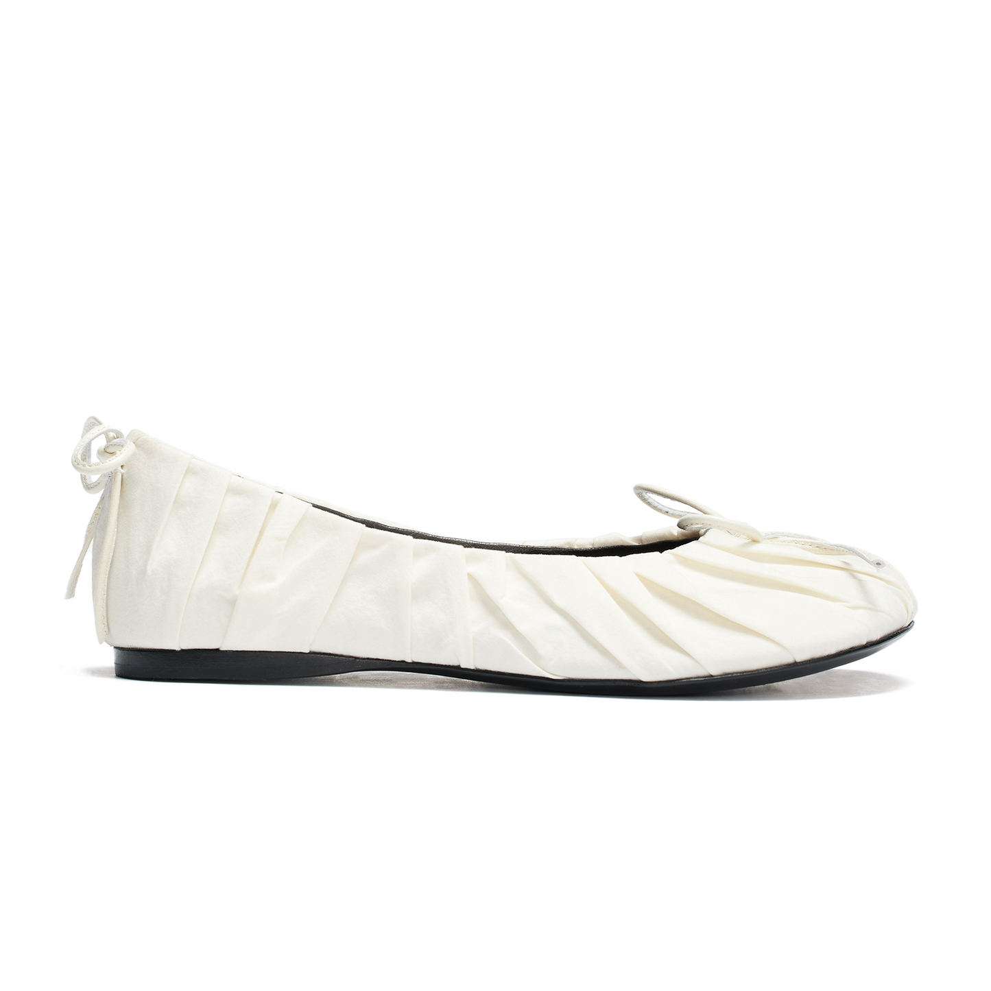 BAGGY WHITE